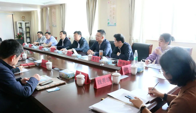 无锡市政协丁主席率队来访求精开展调研优化营商环境工作
