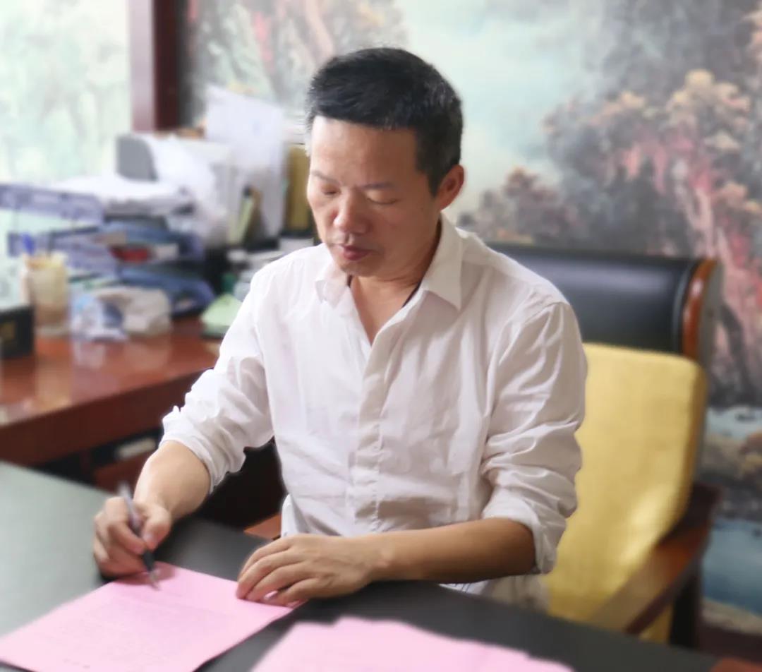 求精董事长中秋寄语:发挥求精品牌优势,继续携手 求精董事长中秋寄语:发挥求精品牌优势,继续携手