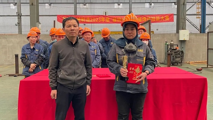 焊花纷飞舞｜米兰体育-米兰AC（中国）官方网站
雄狮事业部焊工技能大赛震“焊”来袭