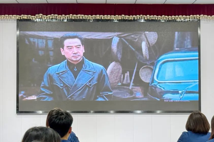 光影赞歌 | 米兰体育-米兰AC(中国)官方网站
举行迎国庆观影活动 光影赞歌 | 米兰体育-米兰AC(中国)官方网站
举行迎国庆观影活动