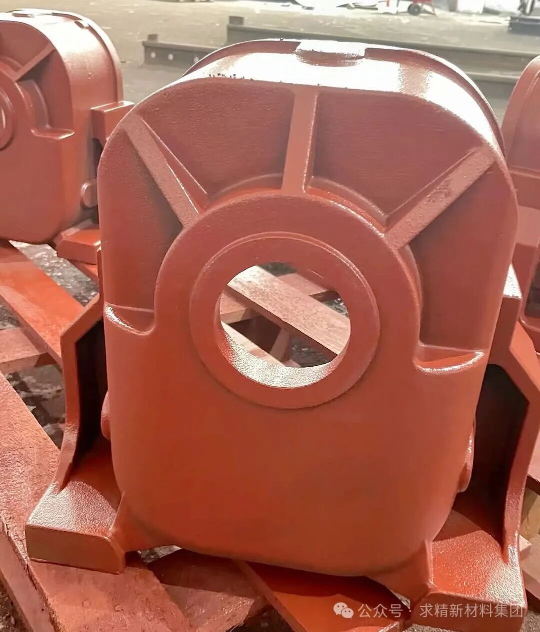 640 (3)